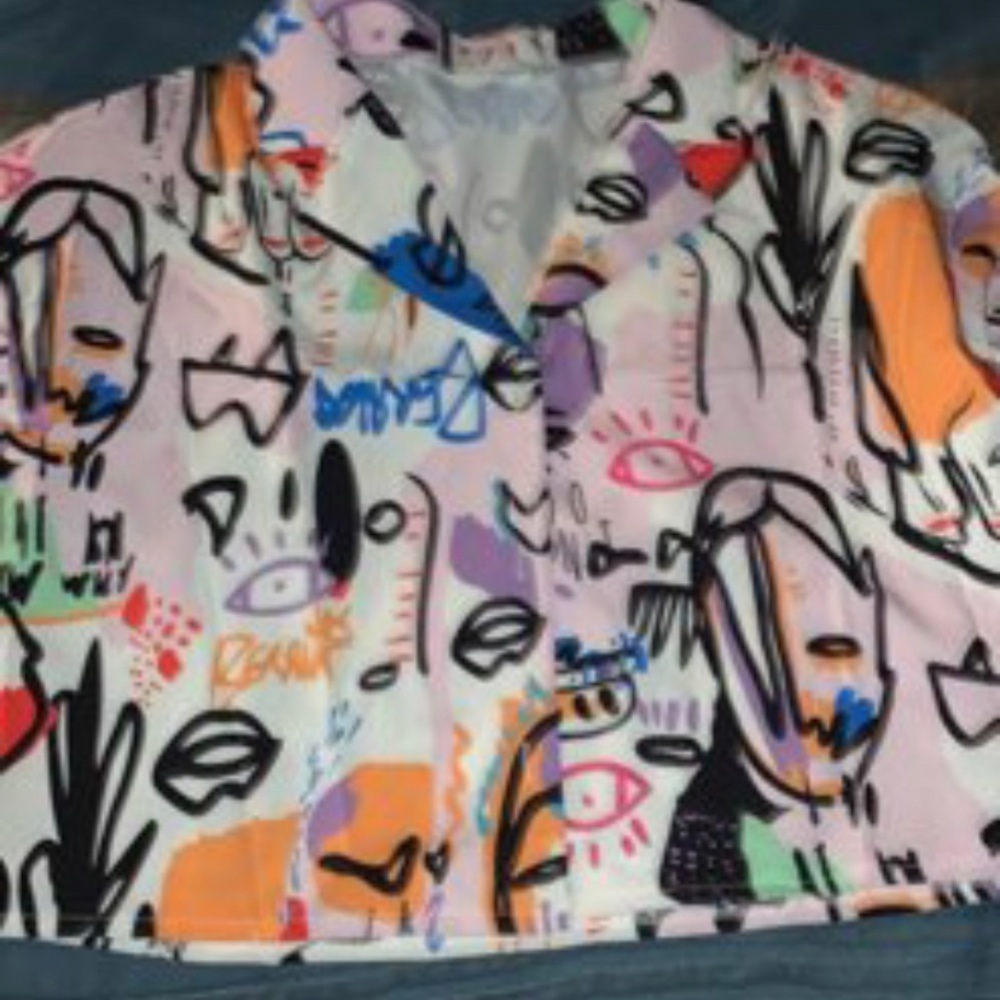 Drop shoulder graphic print blouse